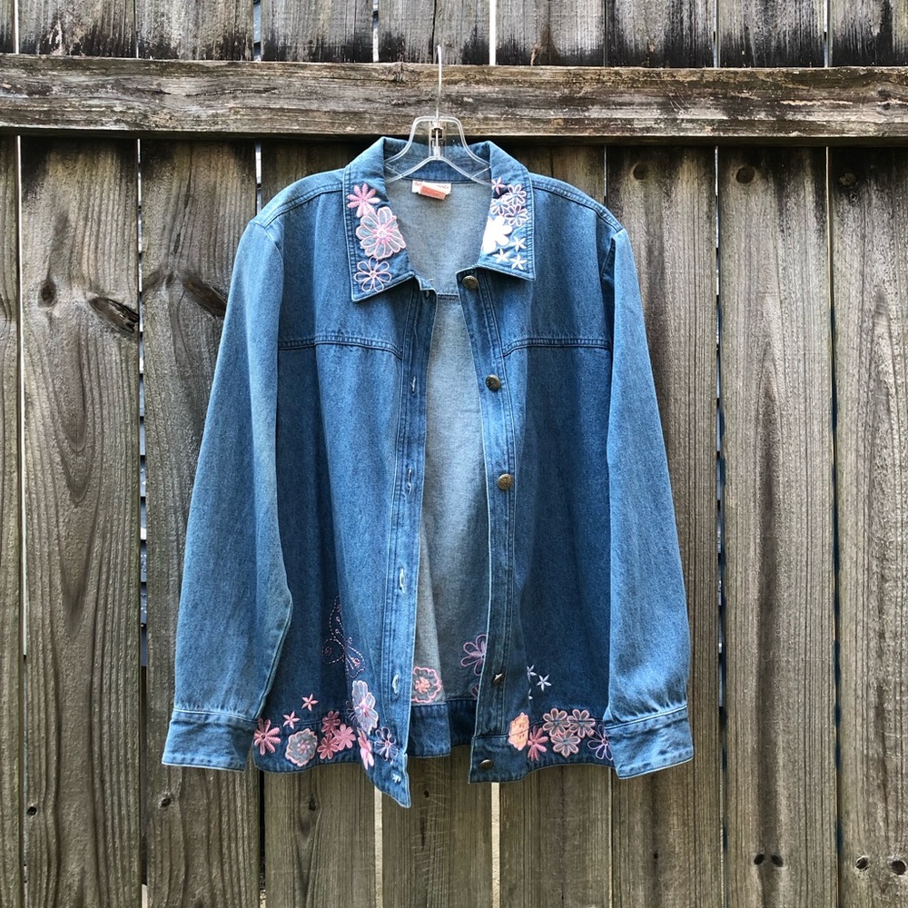 Vintage Embroidered Denim Jean Jacket Toffee Apple Size L 100% Cotton